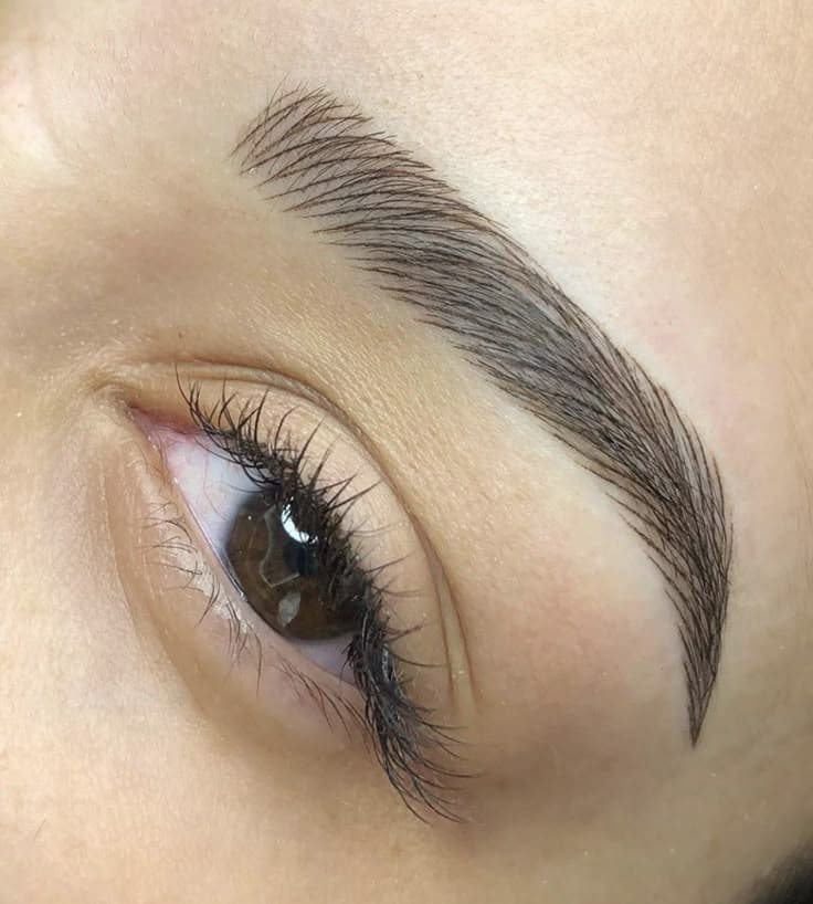 MICROPIGMENTAÇÃO FIO A FIO REALISTA